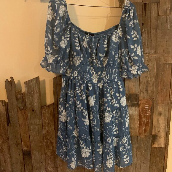 Teal Short Sleeve Dress - Picture 1 of 2